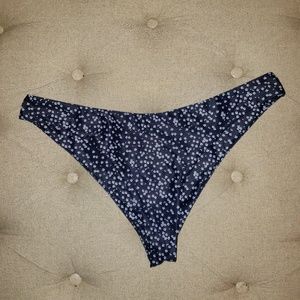 gently preowned Bikini Bottoms.